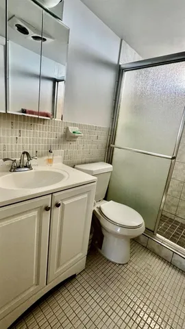 $1,750 | 2903 Point E Drive, Unit K610, Aventura, FL 33160