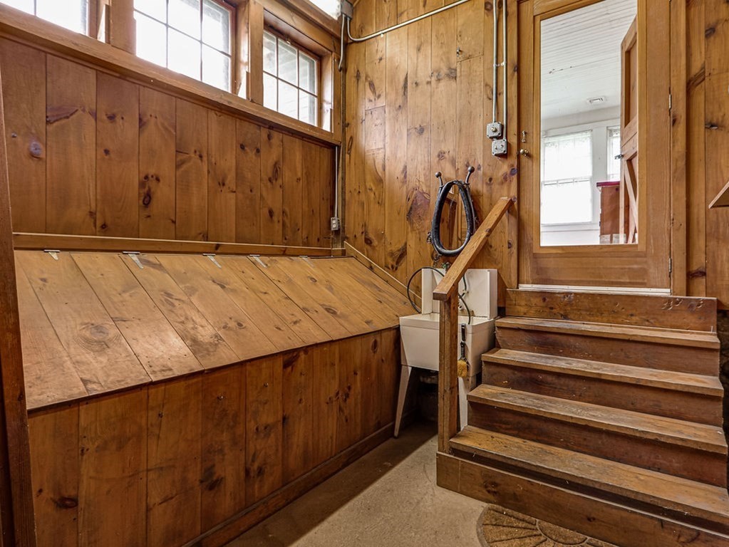 178 Dedham Street Dover, MA 02030 - Photo 39 of 42