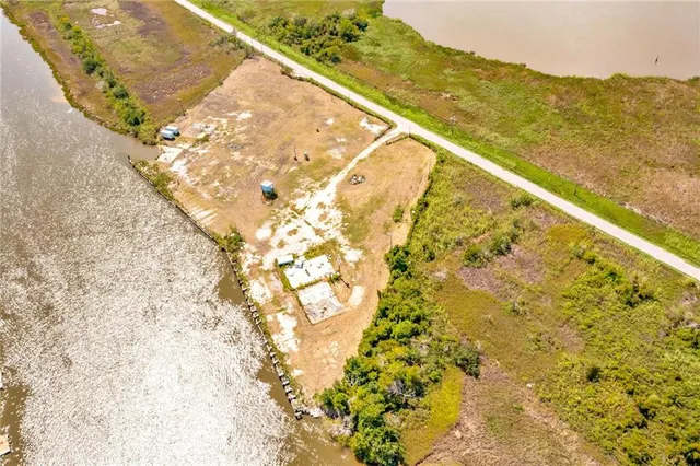 $675,000 | 8409 Shrimpers Row, Dulac, LA 70353