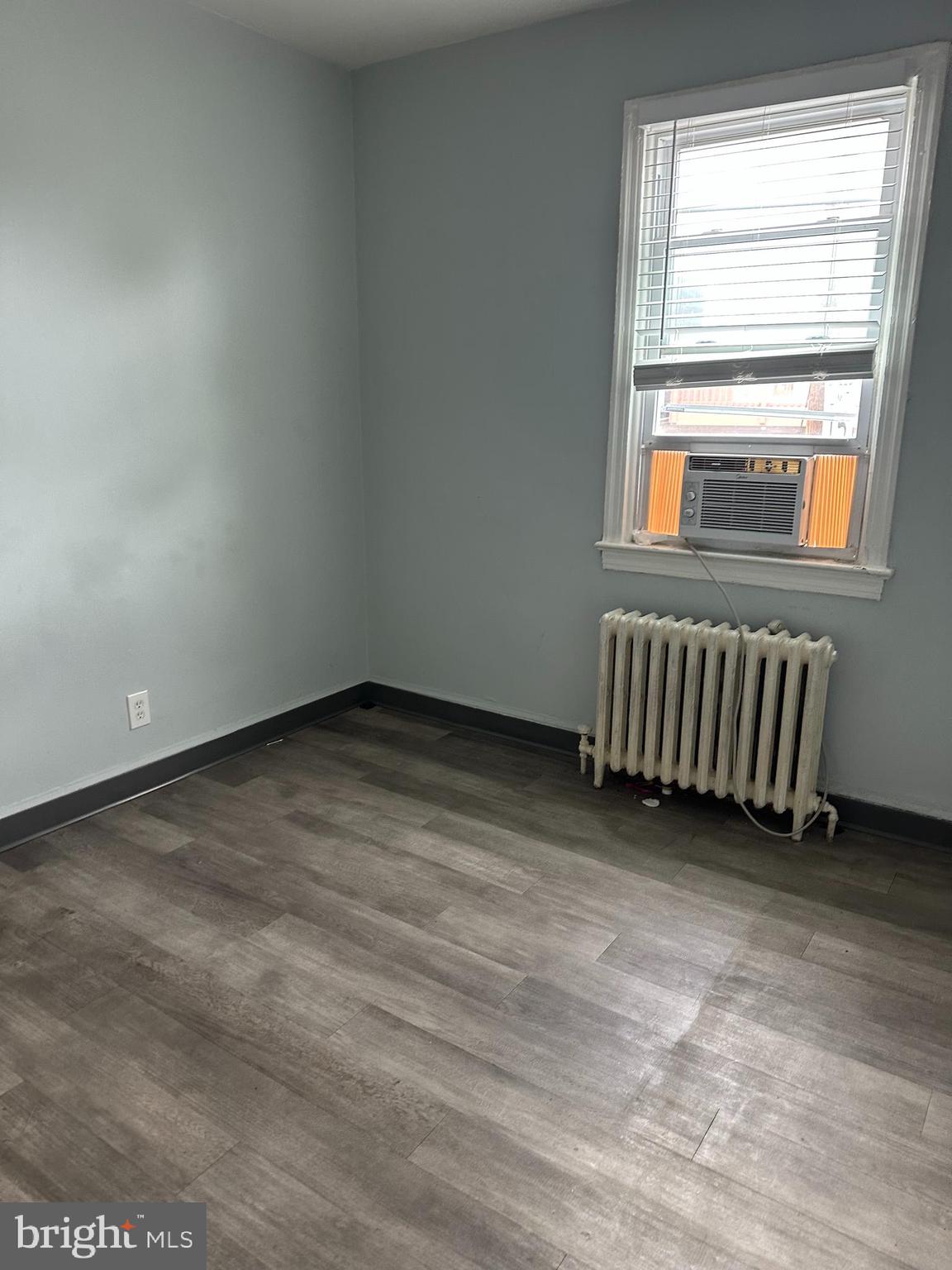 248 Hamilton Street Northwest Washington, DC 20011 - Photo 5 of 6 an empty room with windows