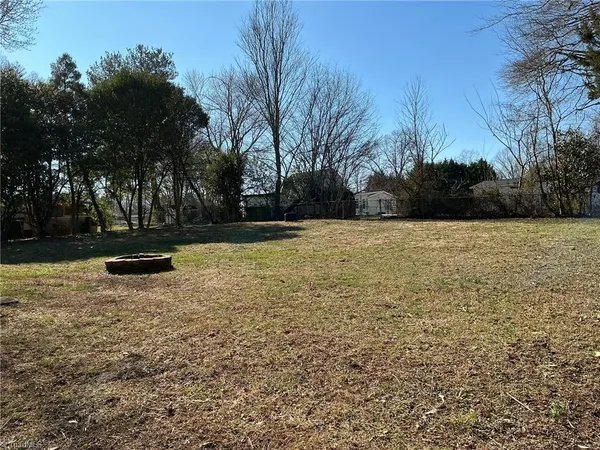 $2,150 | 4910 Pine Hall Road, Walkertown, NC 27051