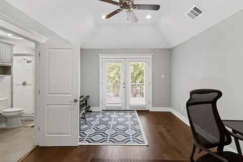 $649,900 | 6101 Tiffany Oaks Lane, Arlington, TX 76016