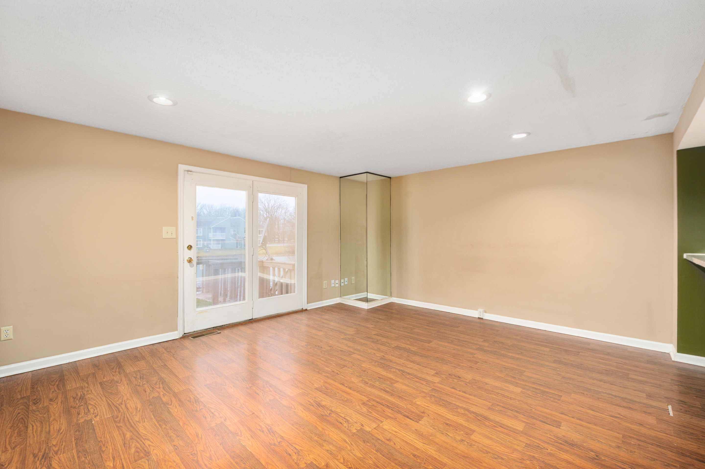 8510 Hague Road Indianapolis, IN 46256 - Photo 5 of 22 Gallery Image 5
