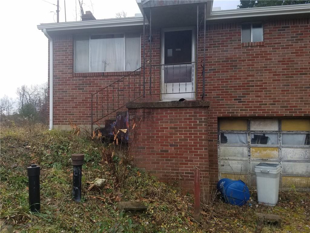 169 B Baldwin Road Carnegie, PA 15106 - Photo 3 of 21 Gallery Image 3