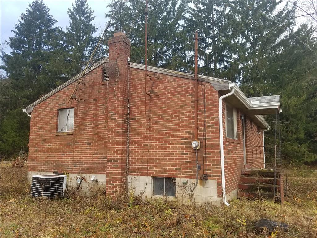 169 B Baldwin Road Carnegie, PA 15106 - Photo 4 of 21 Gallery Image 4
