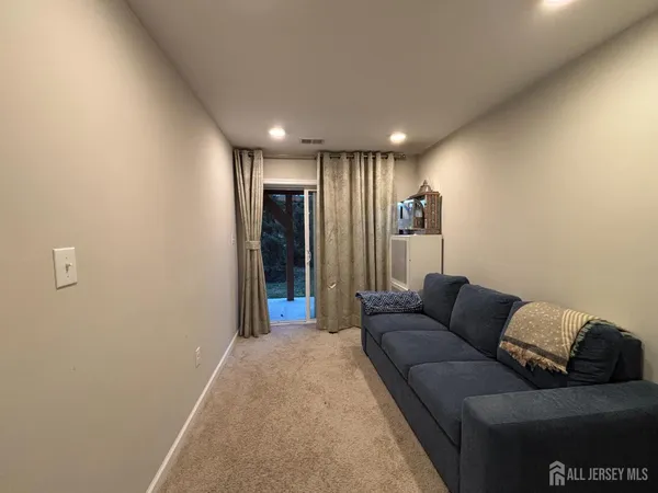 $3,400 | 1205 Hights Farm Road North, Monroe Township, NJ 08831