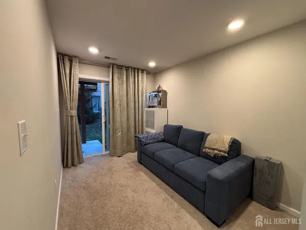 $3,400 | 1205 Hights Farm Road North, Monroe Township, NJ 08831