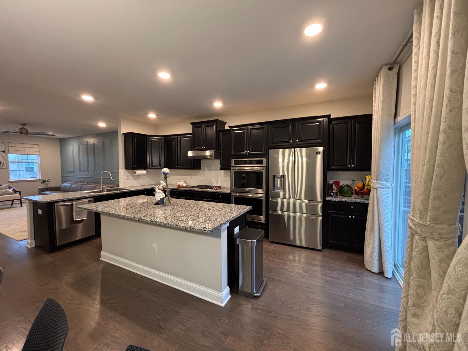 1205 Hights Farm Road North Monroe Township, NJ 08831 - Photo 4 of 35