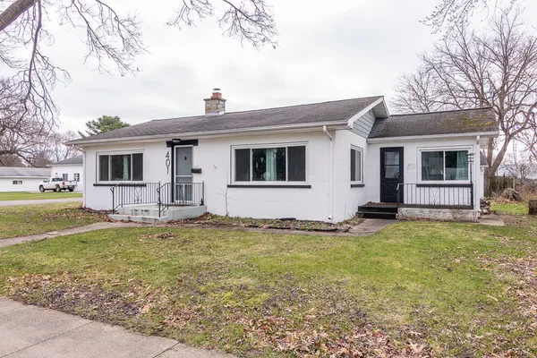 $189,500 | 401 West St Marys Street, Decatur, MI 49045