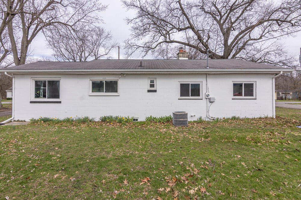 401 West St Marys Street Decatur, MI 49045 - Photo 4 of 23 Rear