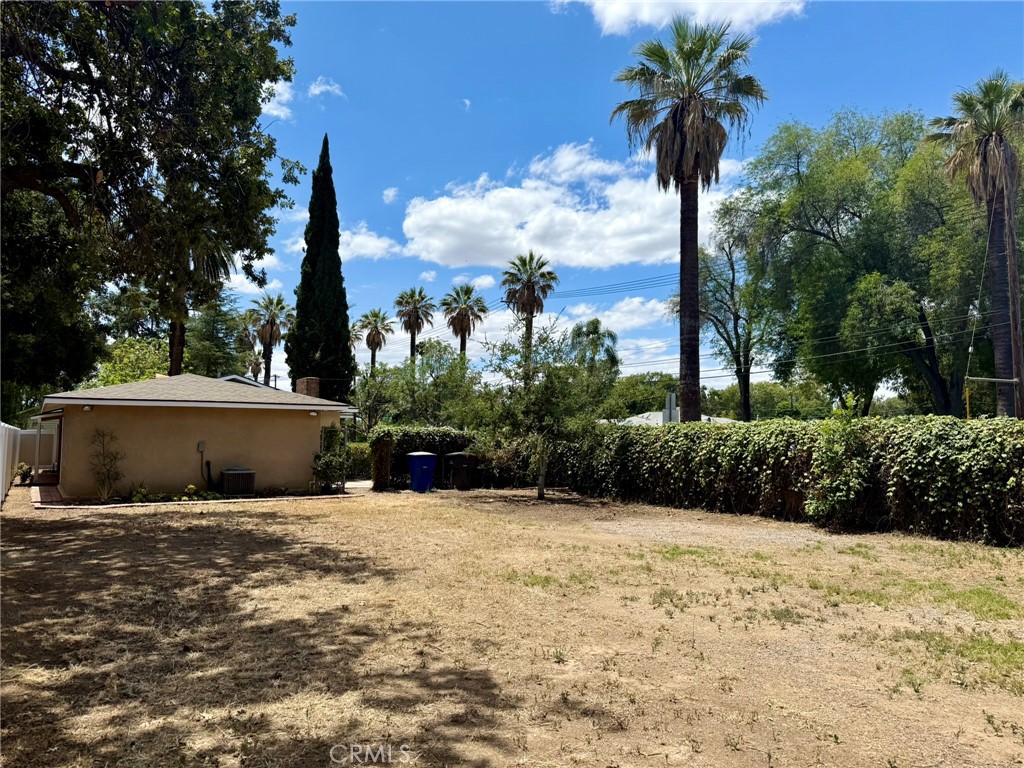 6074 Palm Avenue Riverside, CA 92506 - Photo 15 of 16