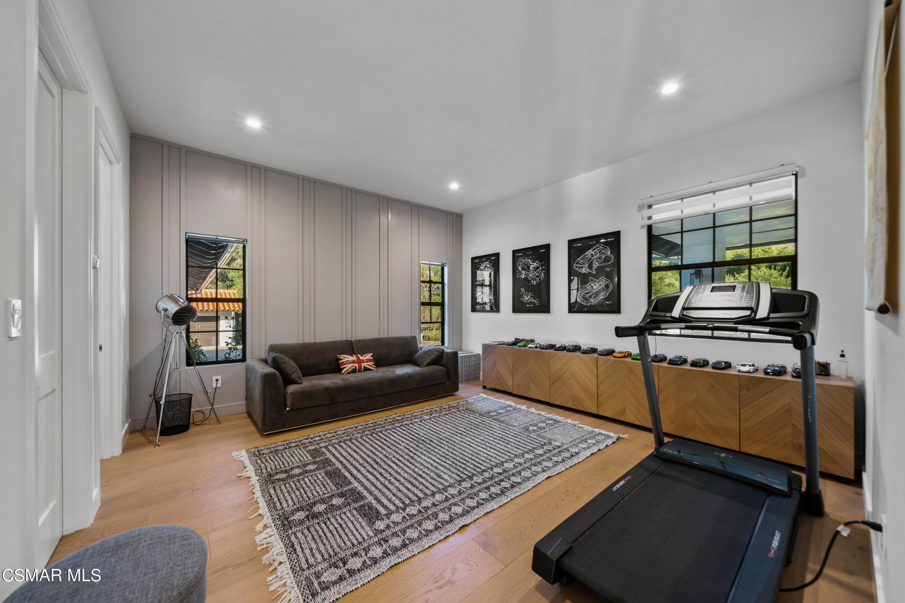 26205 Sand Canyon Road Canyon Country, CA 91387 - Photo 48 of 99 a living room with furniture