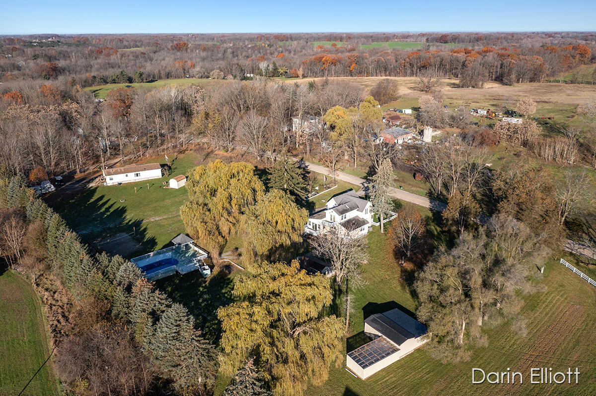 3681 Sayles Road Ionia, MI 48846 - Photo 4 of 61 IMG_1042