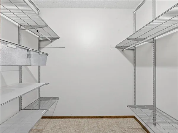 $165,000 | 6670 Vernon Avenue South, Unit 202, Edina, MN 55436