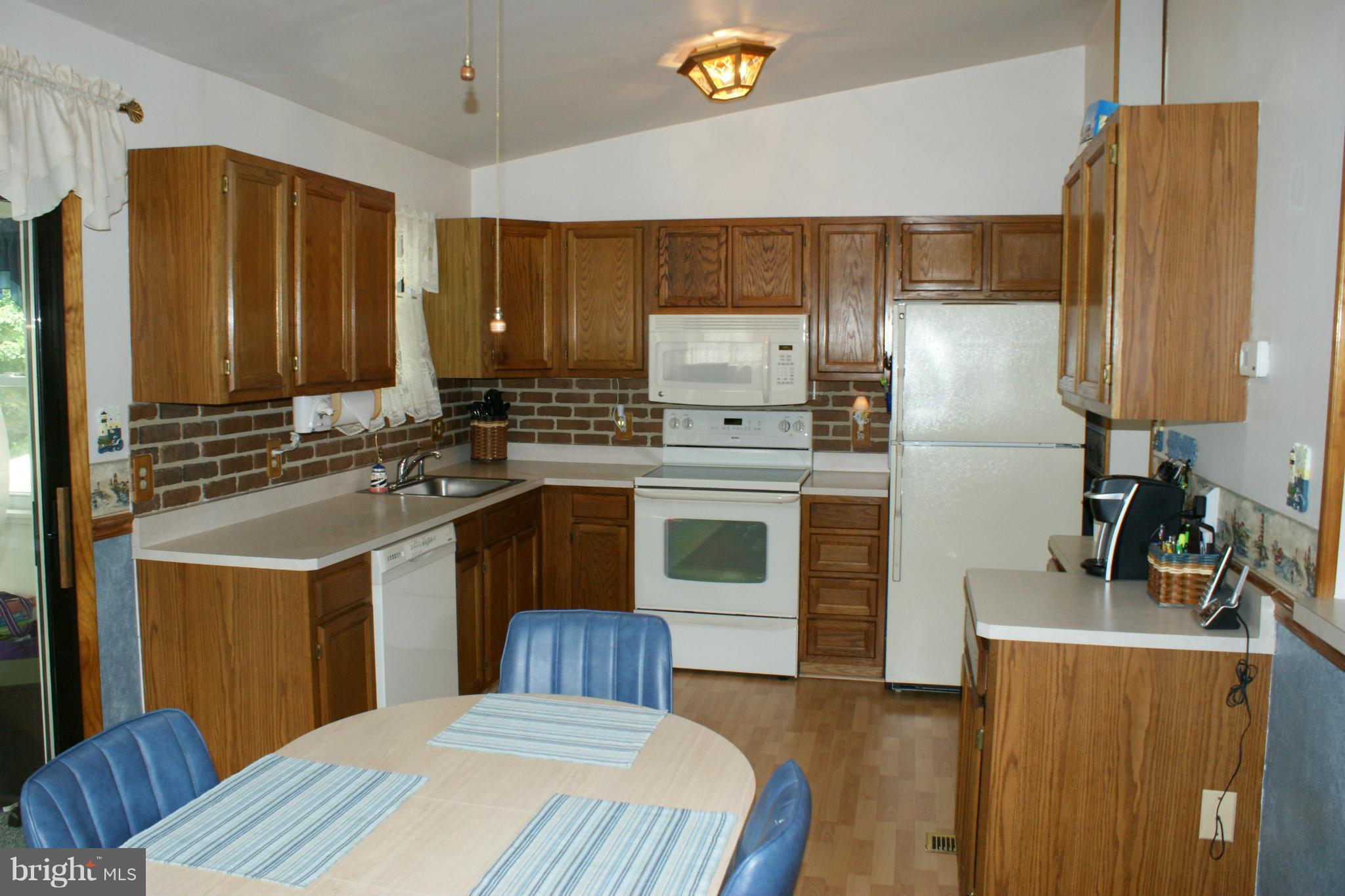 8 Woody Road Baltimore, MD 21221 - Photo 5 of 30 Kitchen