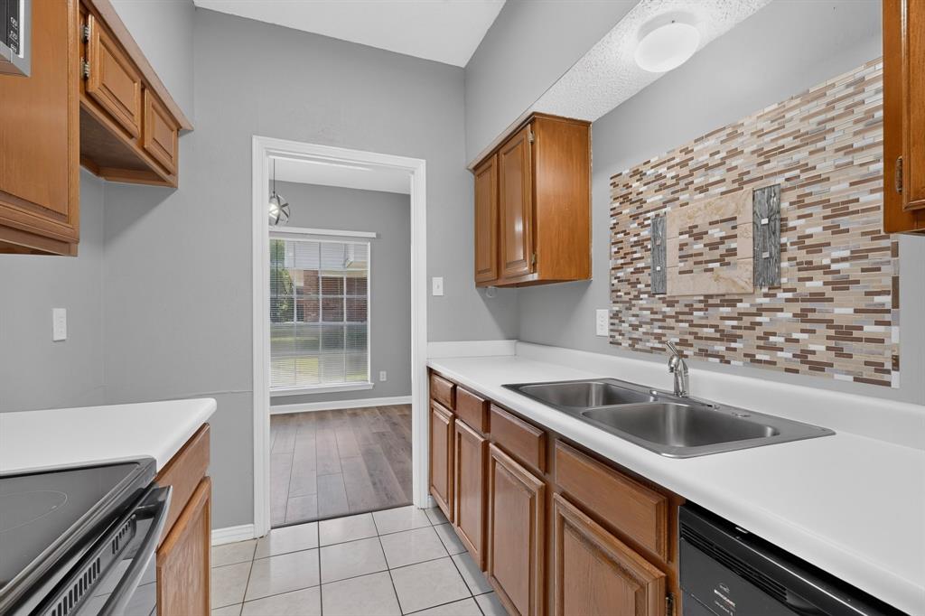 12921 Abrams Road, Unit 705 Dallas, TX 75243 - Photo 11 of 29