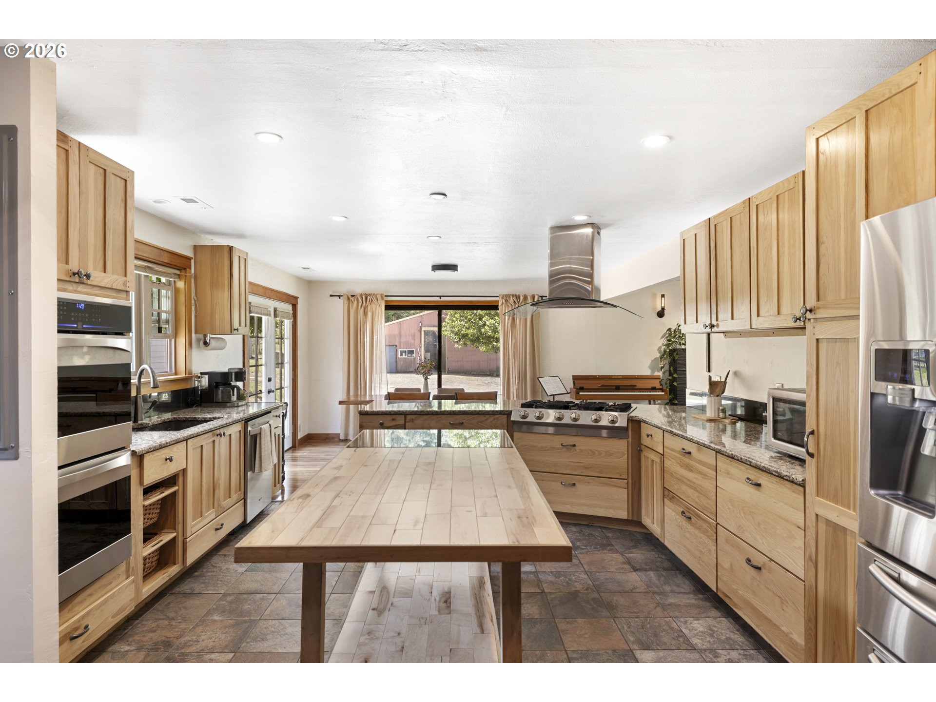 9273 Southwest Gopher Valley Road Sheridan, OR 97378 - Photo 14 of 48
