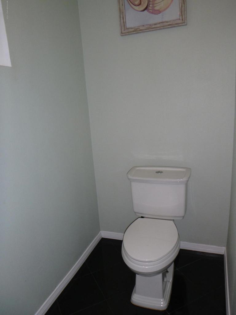 770 West Altadena Drive Altadena, CA 91001 - Photo 10 of 24 P1040081