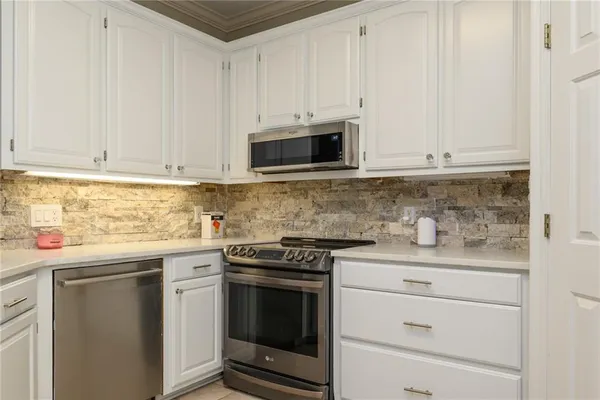 $259,900 | 3221 Skyline Drive, Pineville, LA 71360