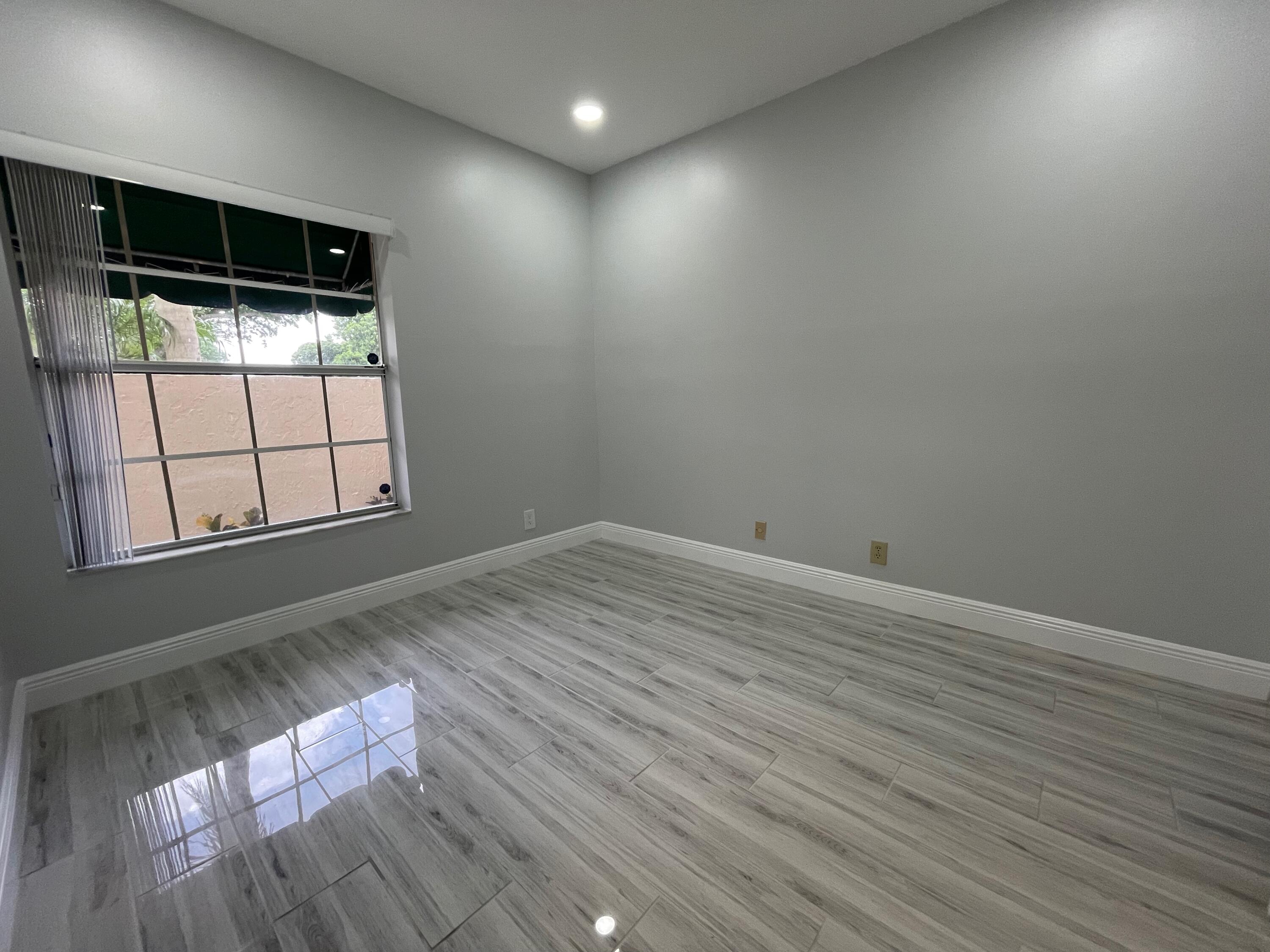 6526 Via Regina Boca Raton, FL 33433 - Photo 14 of 16 IMG_1261