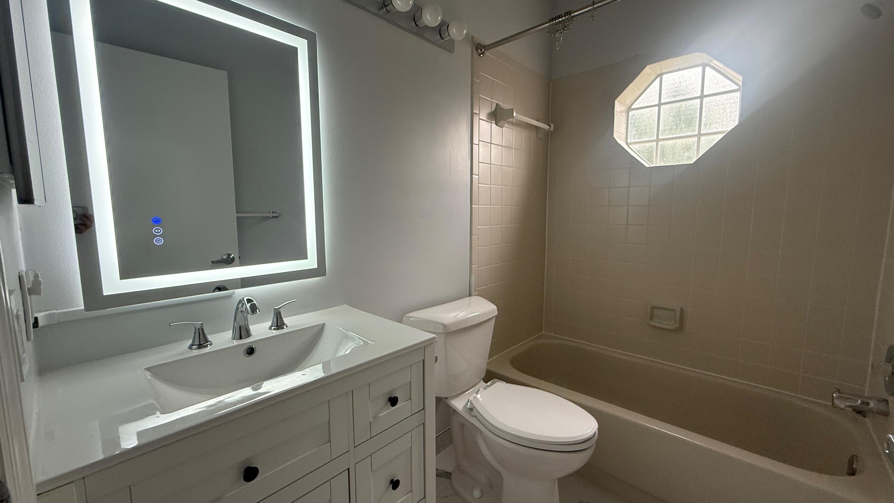 6526 Via Regina Boca Raton, FL 33433 - Photo 15 of 16 IMG_9067