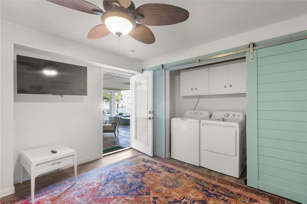 a view of utility room with washer and dryer