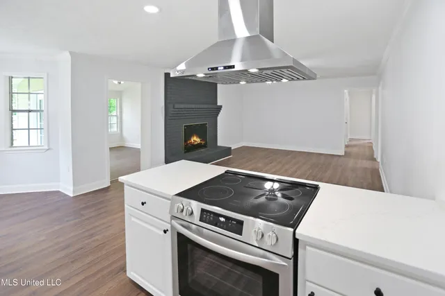 $300,000 | 111 Hickory Hill Place, Brandon, MS 39042