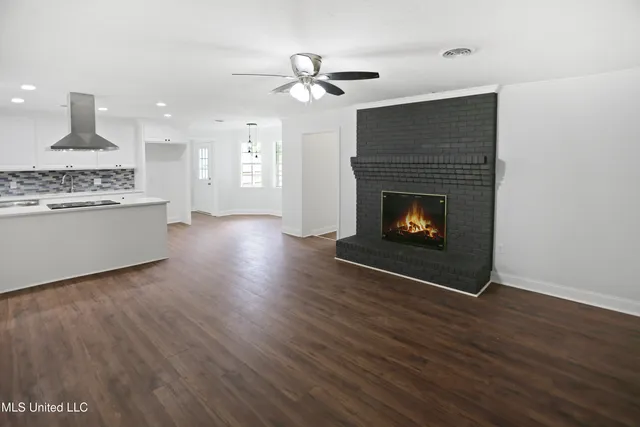 $300,000 | 111 Hickory Hill Place, Brandon, MS 39042