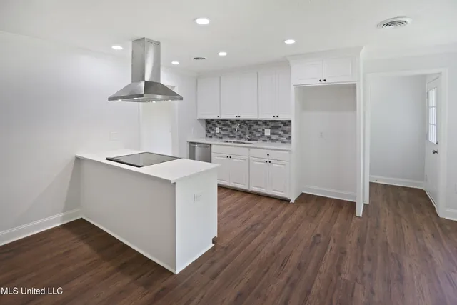 $300,000 | 111 Hickory Hill Place, Brandon, MS 39042