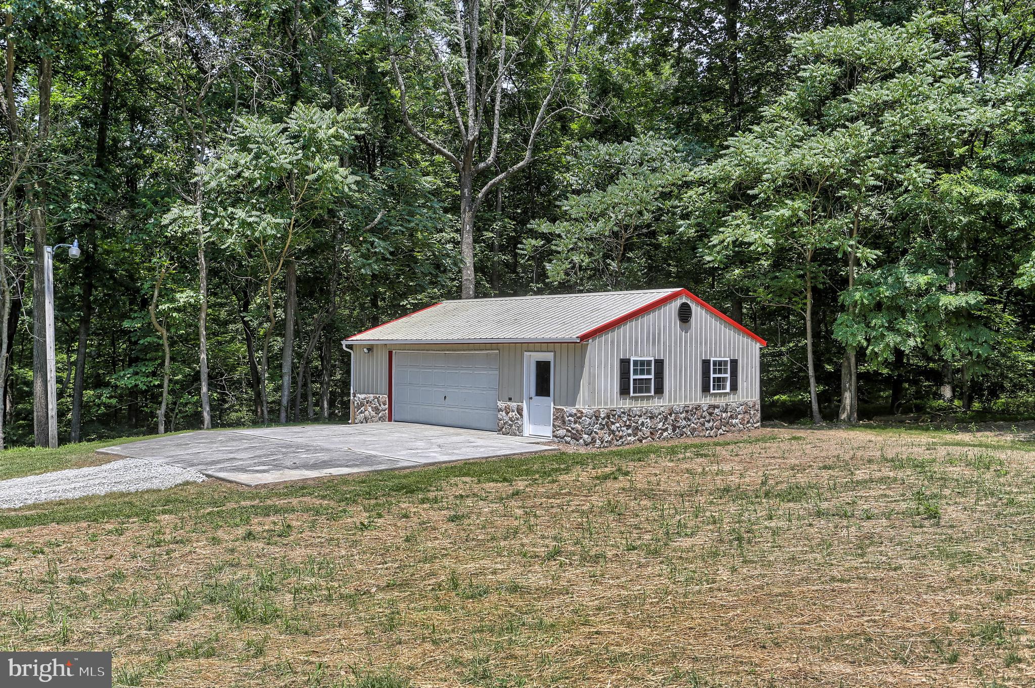 685 Carr Hill Road Gettysburg, PA 17325 - Photo 3 of 56 Gallery Image 3