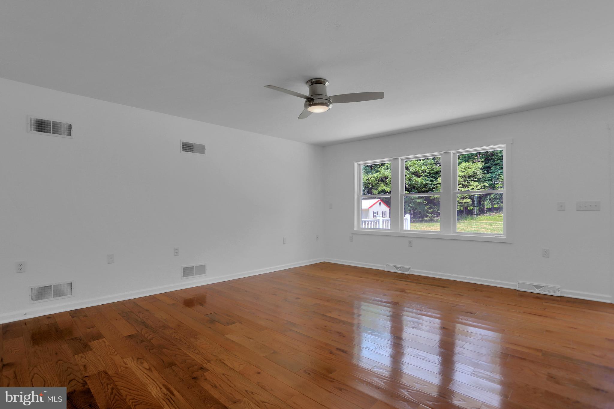 685 Carr Hill Road Gettysburg, PA 17325 - Photo 5 of 56 Gallery Image 5