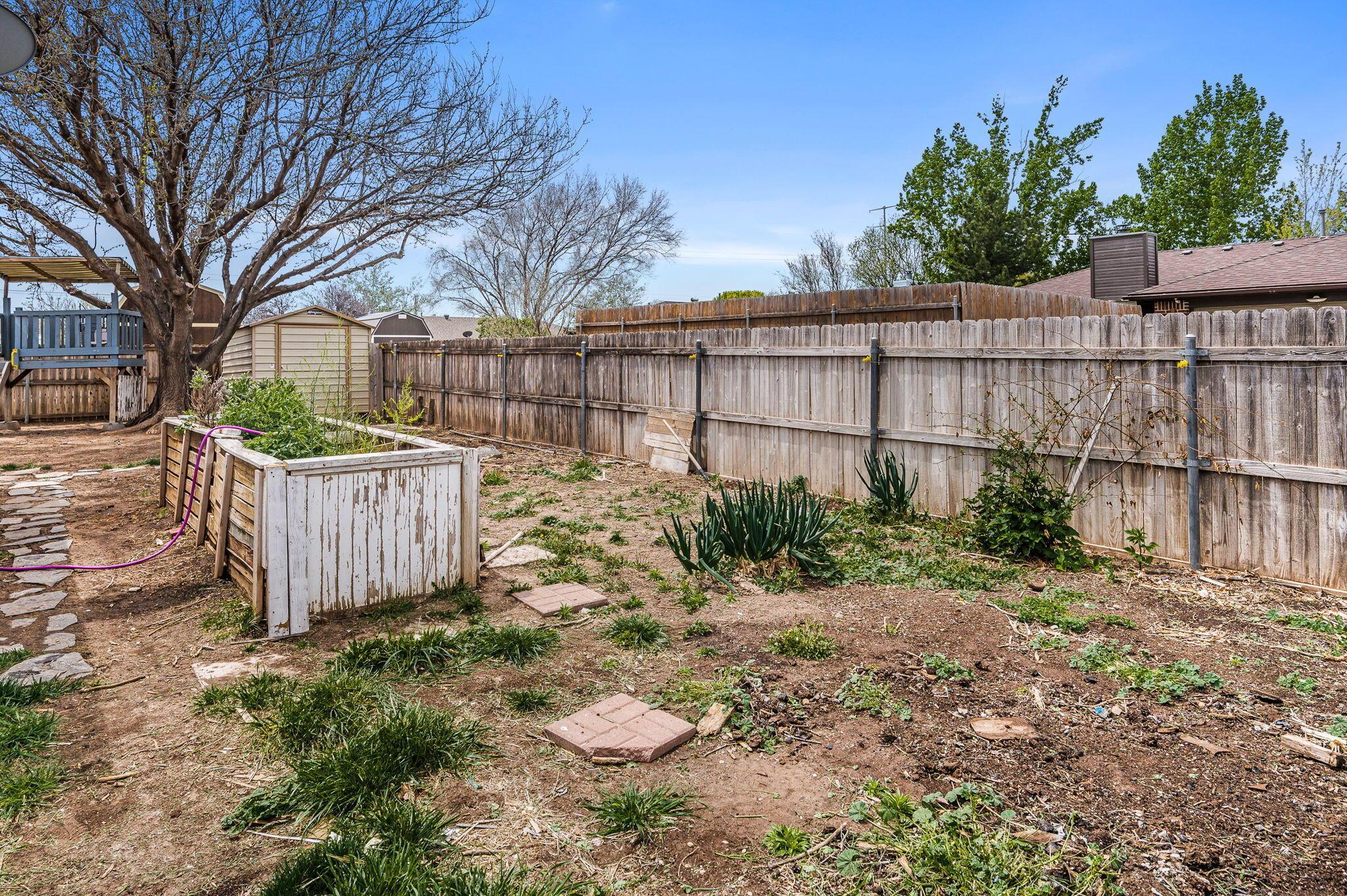 7000 Devonshire Road Amarillo, TX 79109 - Photo 19 of 22 7000 Devonshire Rd 03