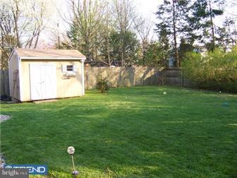 23 Wolfpack Road Hamilton, NJ 08619 - Photo 5 of 11