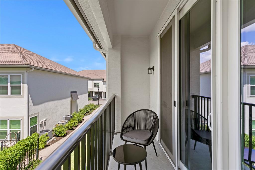 1040 Normandy Trace Road Tampa, FL 33602 - Photo 3 of 37