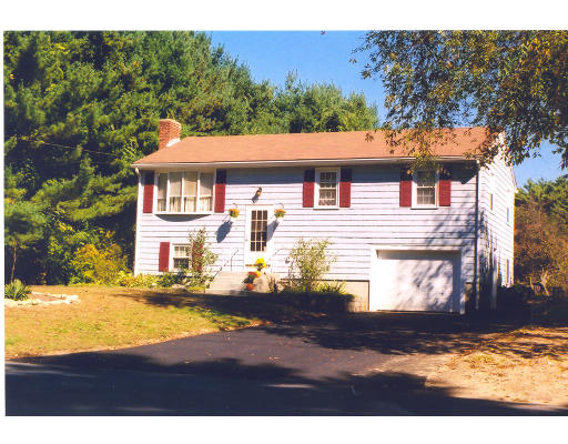 11 Kilsyth Road Norton, MA 02766 - Photo 2 of 11 Gallery Image 2