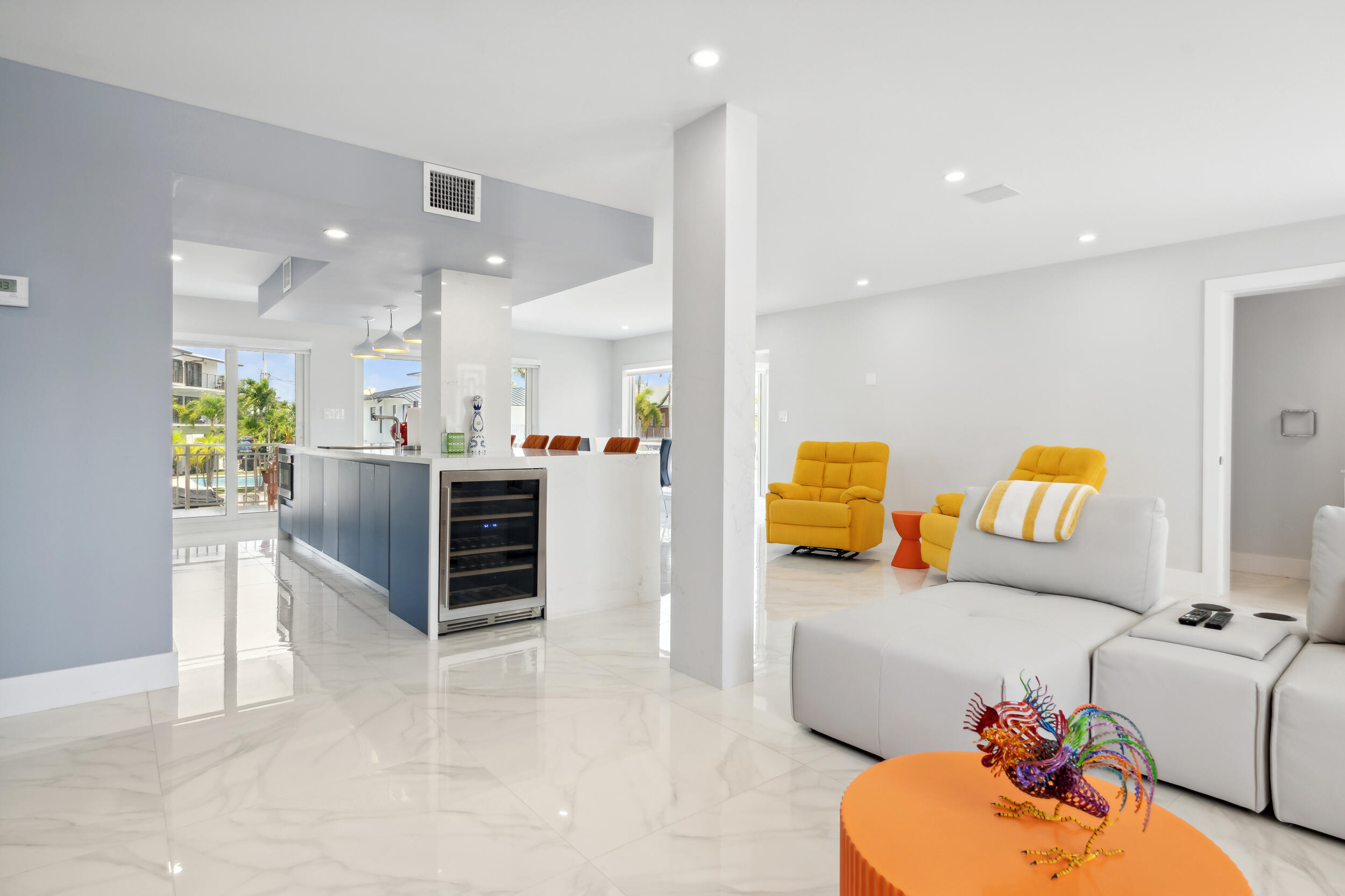 238 Atlantic Boulevard Key Largo, FL 33037 - Photo 42 of 104 a living room with furniture and kitchen view