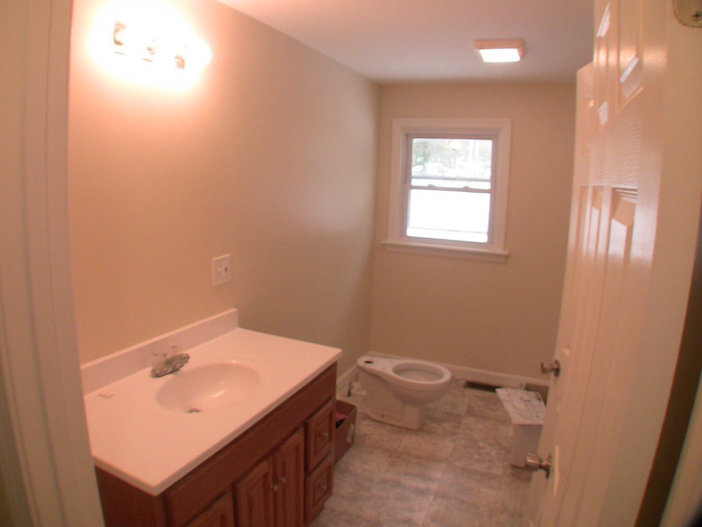 413 Mile Hill Road Laconia, NH 03246 - Photo 11 of 24 Gallery Image 11