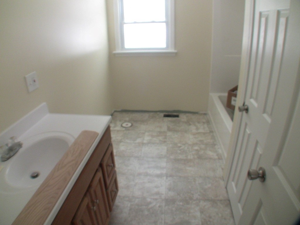 413 Mile Hill Road Laconia, NH 03246 - Photo 10 of 24 Gallery Image 10