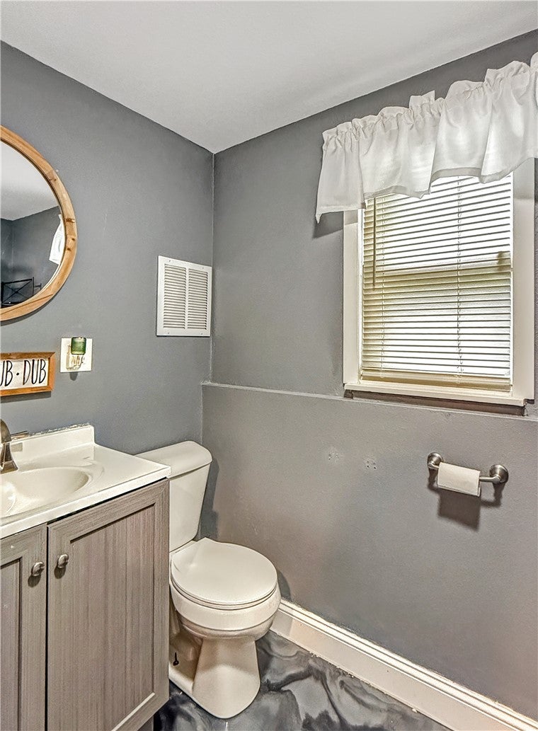 2136 North Dennis Avenue Decatur, IL 62526 - Photo 22 of 28 Gallery Image 22