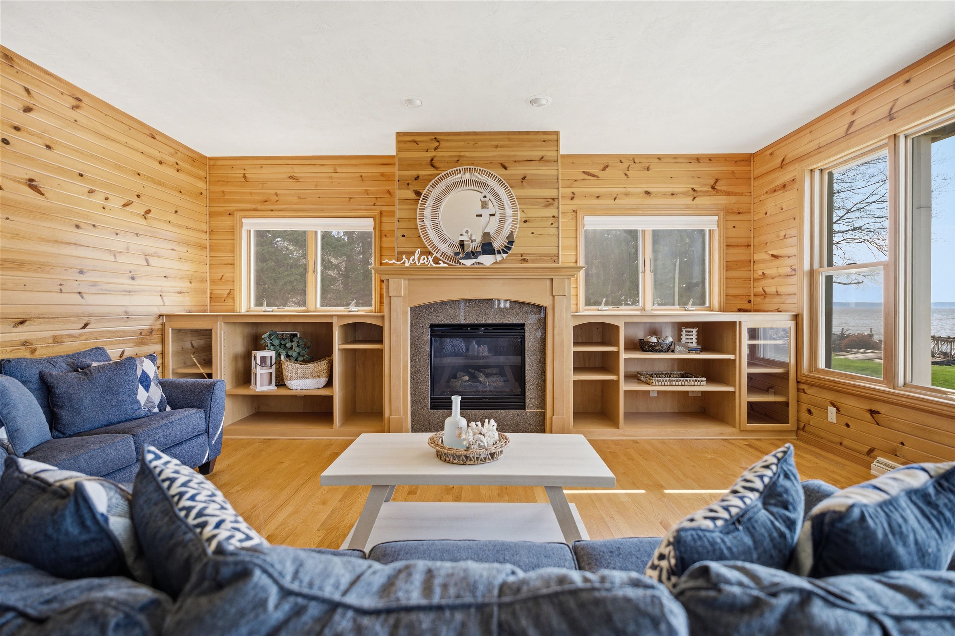 W6537 Firelane 8 Menasha, WI 54952 - Photo 11 of 68