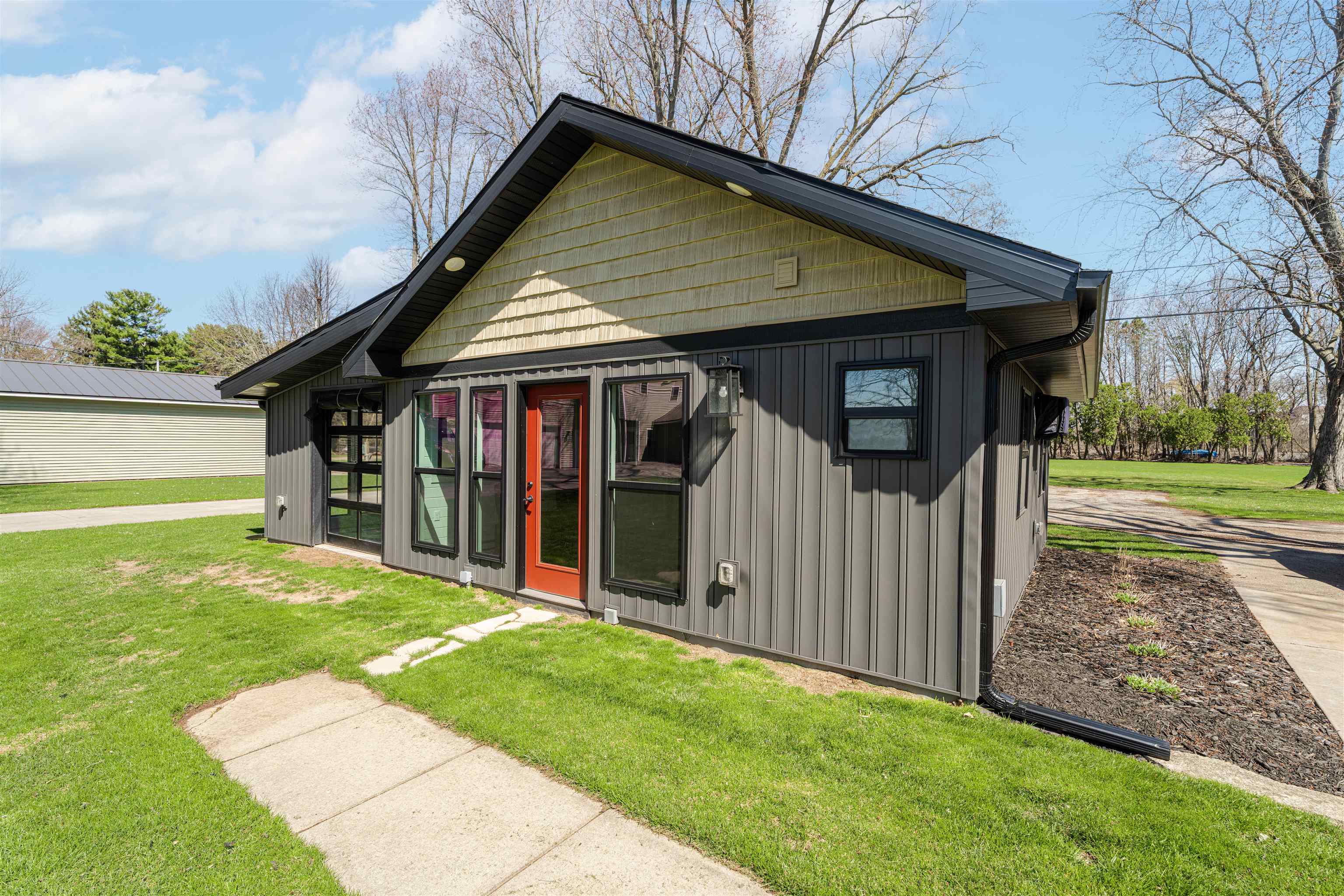 W6537 Firelane 8 Menasha, WI 54952 - Photo 41 of 68