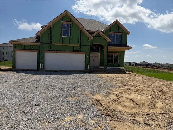 $599,900 | 8219 Northwest 90th Terrace, Kansas City, MO 64153