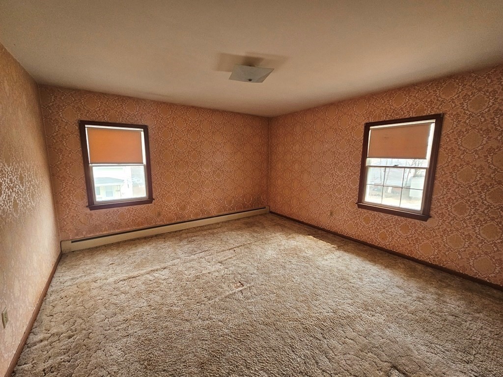 30 Allen Street Gardner, MA 01440 - Photo 11 of 27