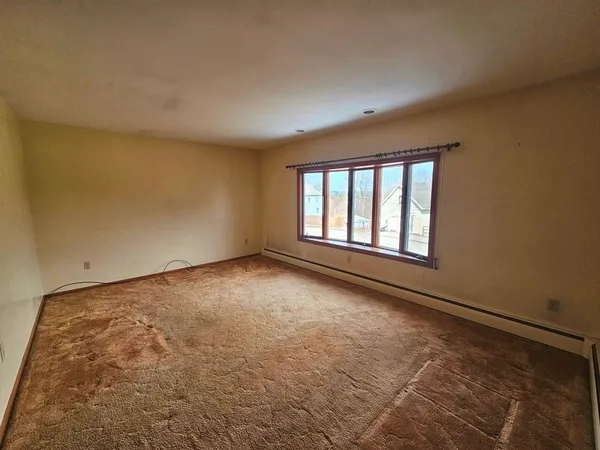 $392,000 | 30 Allen Street, Gardner, MA 01440