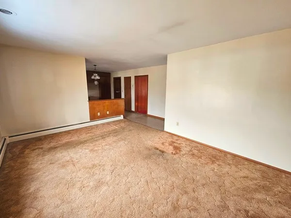 $392,000 | 30 Allen Street, Gardner, MA 01440