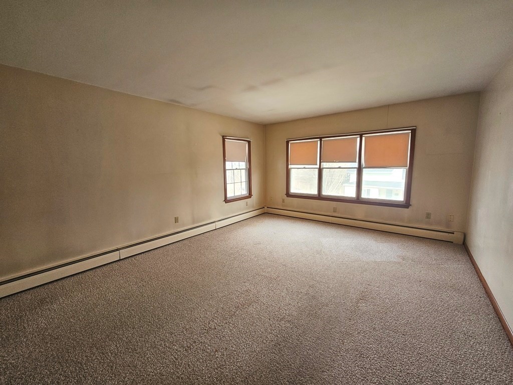 30 Allen Street Gardner, MA 01440 - Photo 7 of 27