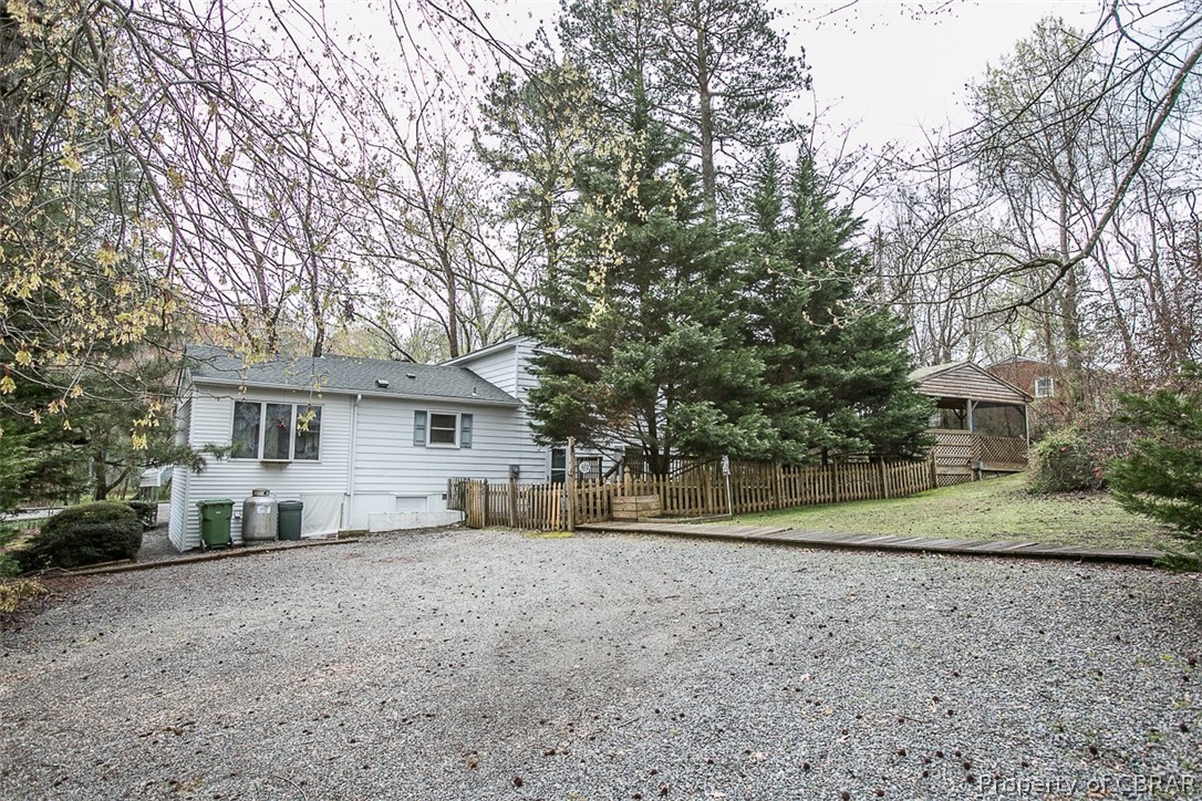 7542 Roaring Springs Road Gloucester, VA 23061 - Photo 40 of 47