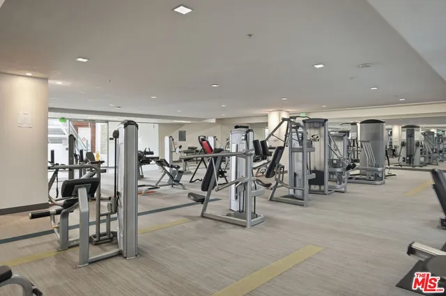 $550,000 | 1234 Wilshire Boulevard, Unit 421, Los Angeles, CA 90017