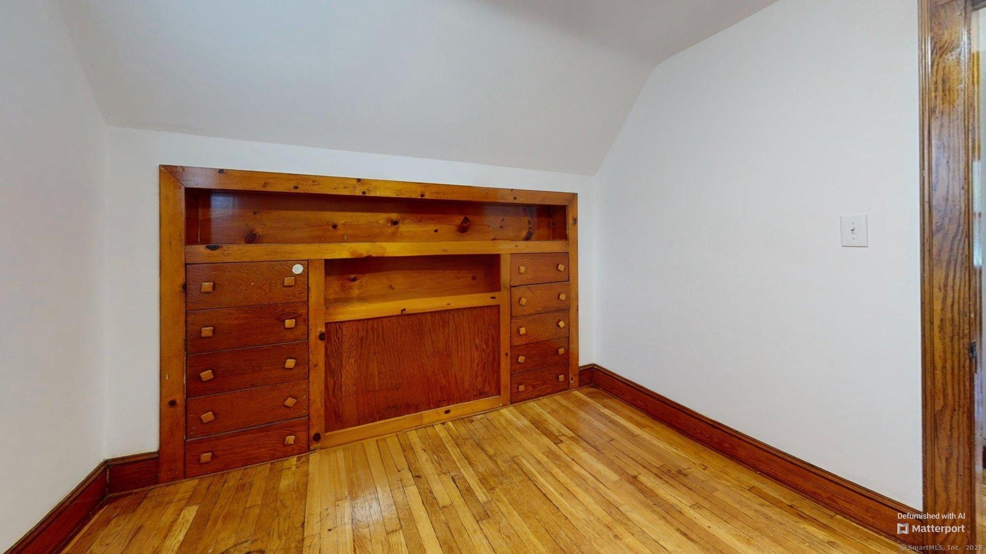 57 Pratt Street Norwich, CT 06360 - Photo 12 of 15