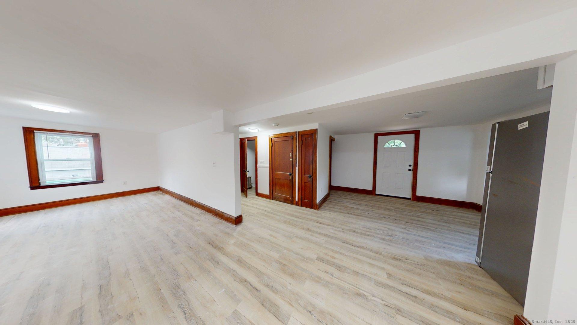 57 Pratt Street Norwich, CT 06360 - Photo 5 of 15